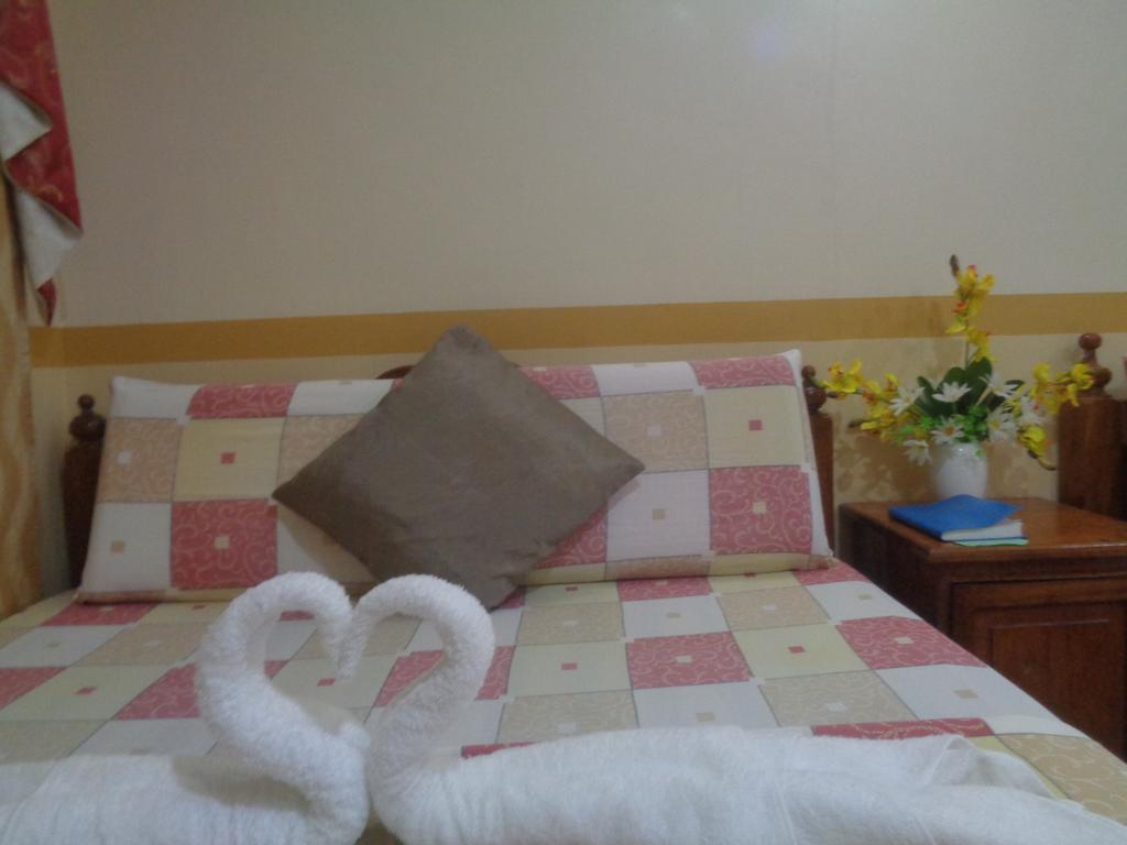 D'Lucky Garden Inn & Suites Tiniguiban 외부 사진
