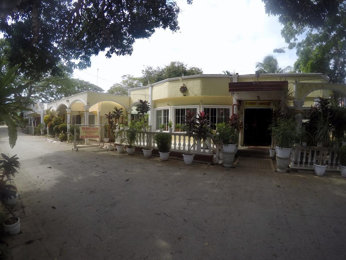 D'Lucky Garden Inn & Suites Tiniguiban 외부 사진