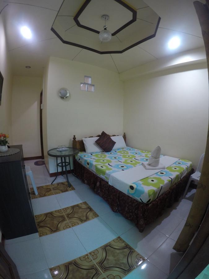 D'Lucky Garden Inn & Suites Tiniguiban 외부 사진