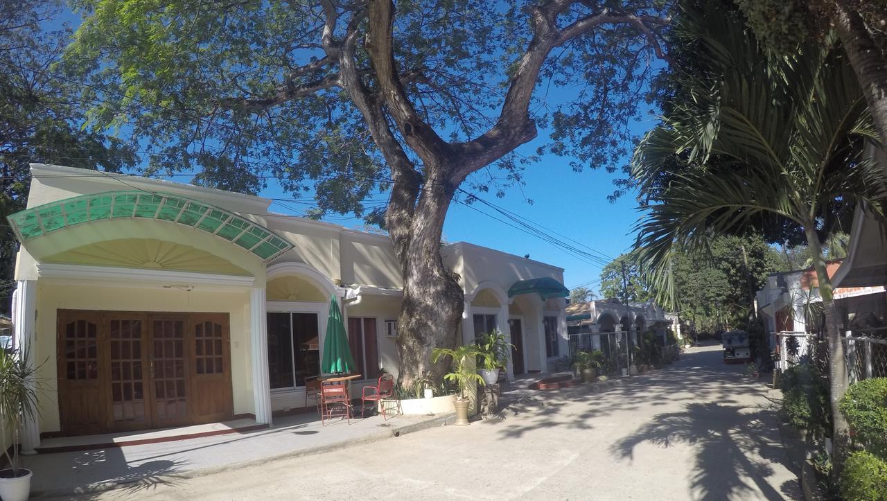 D'Lucky Garden Inn & Suites Tiniguiban 외부 사진