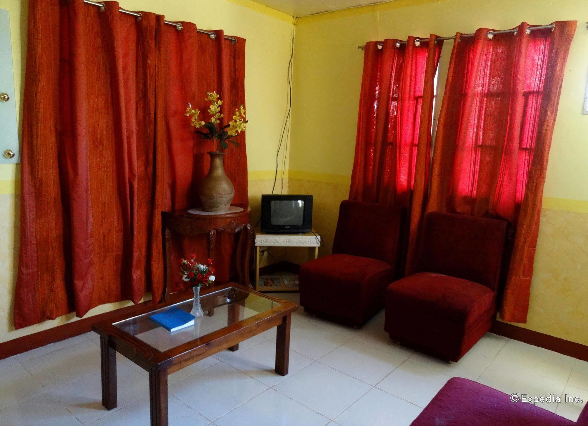 D'Lucky Garden Inn & Suites Tiniguiban 외부 사진