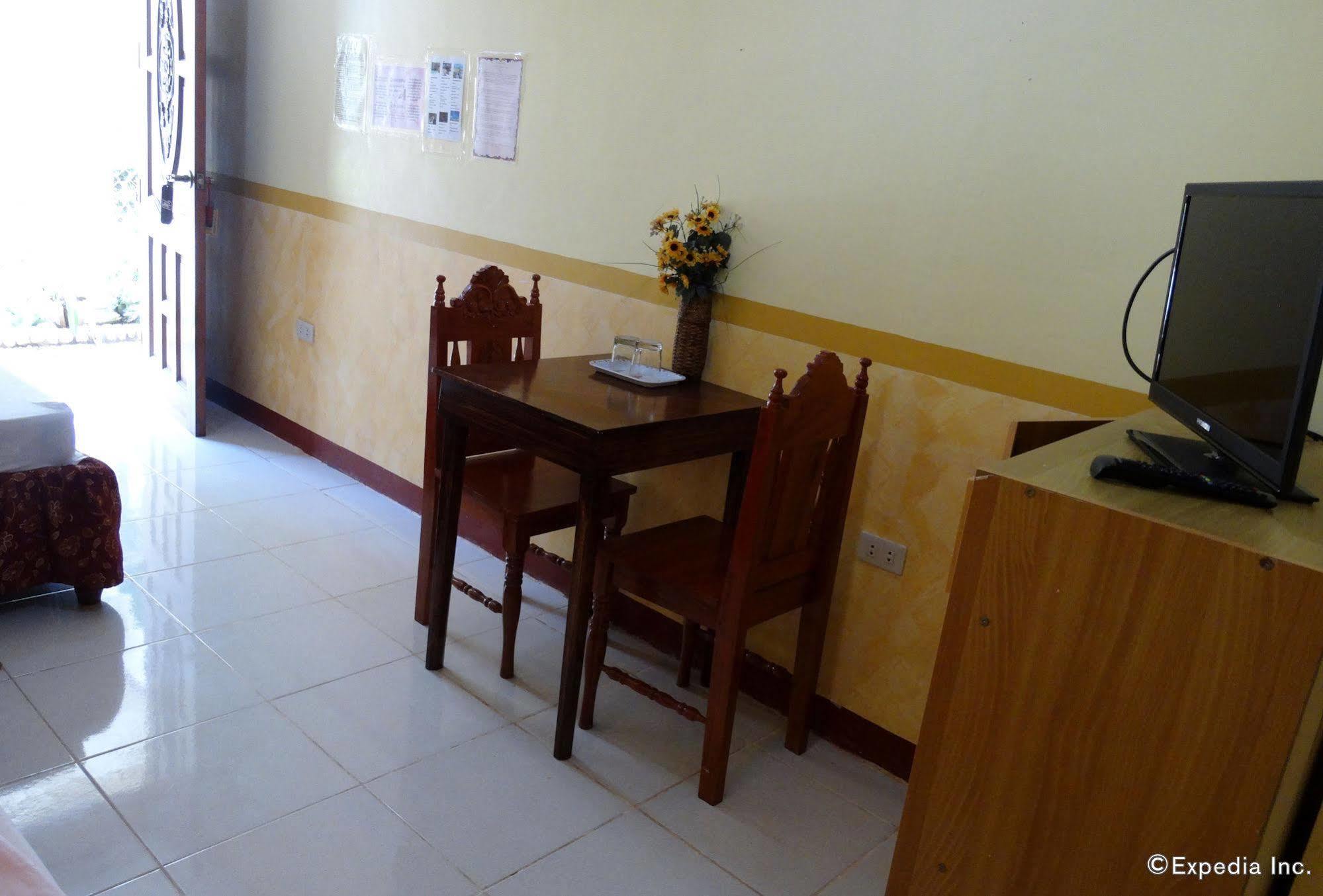 D'Lucky Garden Inn & Suites Tiniguiban 외부 사진