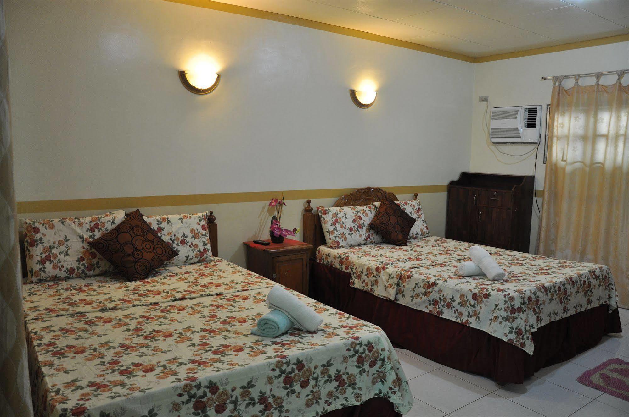D'Lucky Garden Inn & Suites Tiniguiban 외부 사진