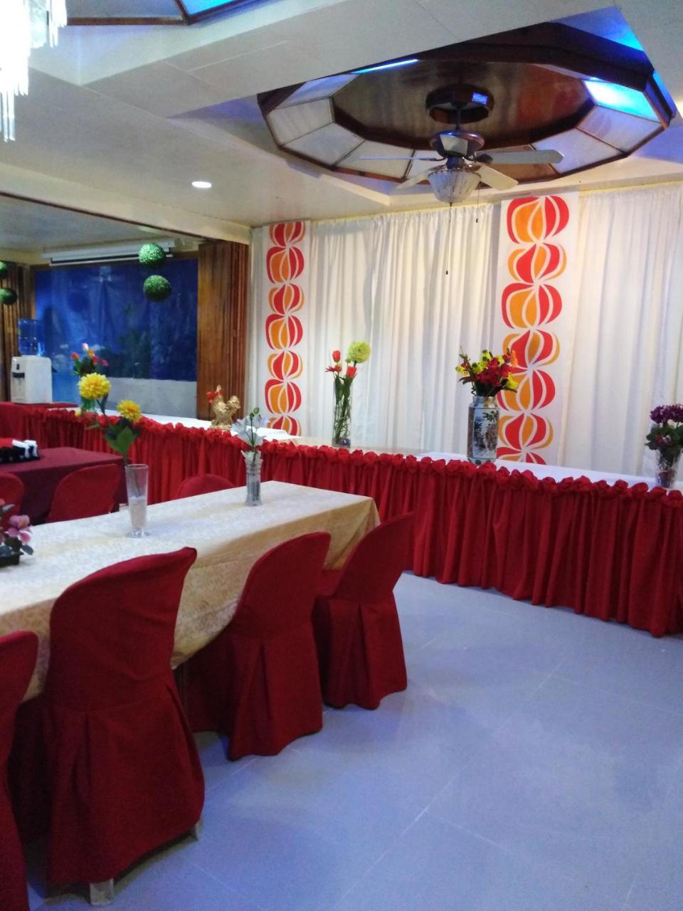 D'Lucky Garden Inn & Suites Tiniguiban 외부 사진