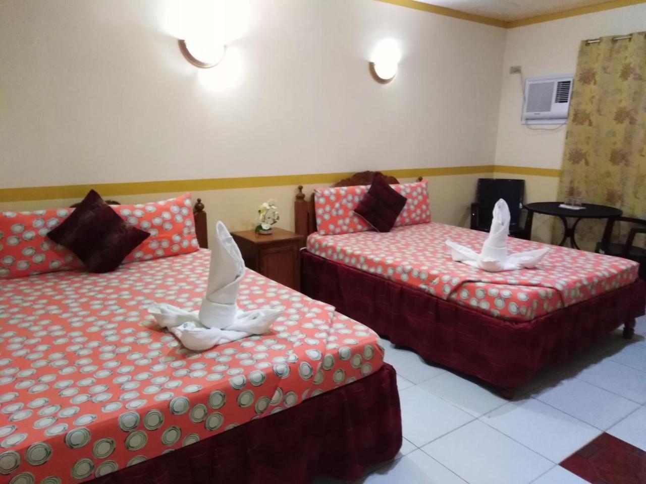 D'Lucky Garden Inn & Suites Tiniguiban 외부 사진